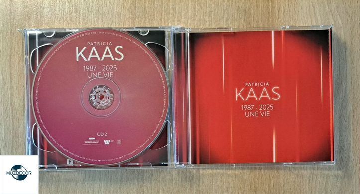 Patricia Kaas &ndash; Best Of 1987-2025 Une Vie (2025) 2 Audio CD (імпорт, буклет)
