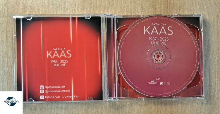 Patricia Kaas &ndash; Best Of 1987-2025 Une Vie (2025) 2 Audio CD (імпорт, буклет)