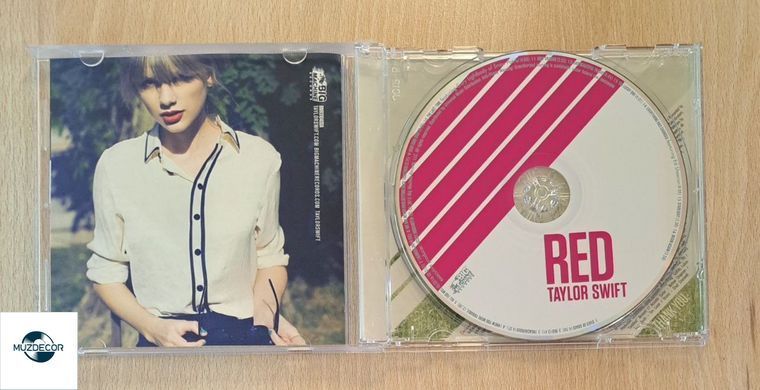 Taylor Swift &ndash; Red (2012) Audio CD (імпорт, буклет)